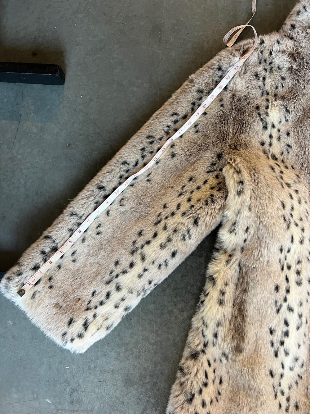Faux Fur Spot-Print Coat - Cream - Picture 5 of 13